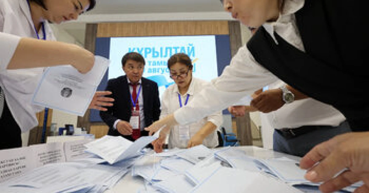 Управляващите печелят убедително изборите в Казахстан