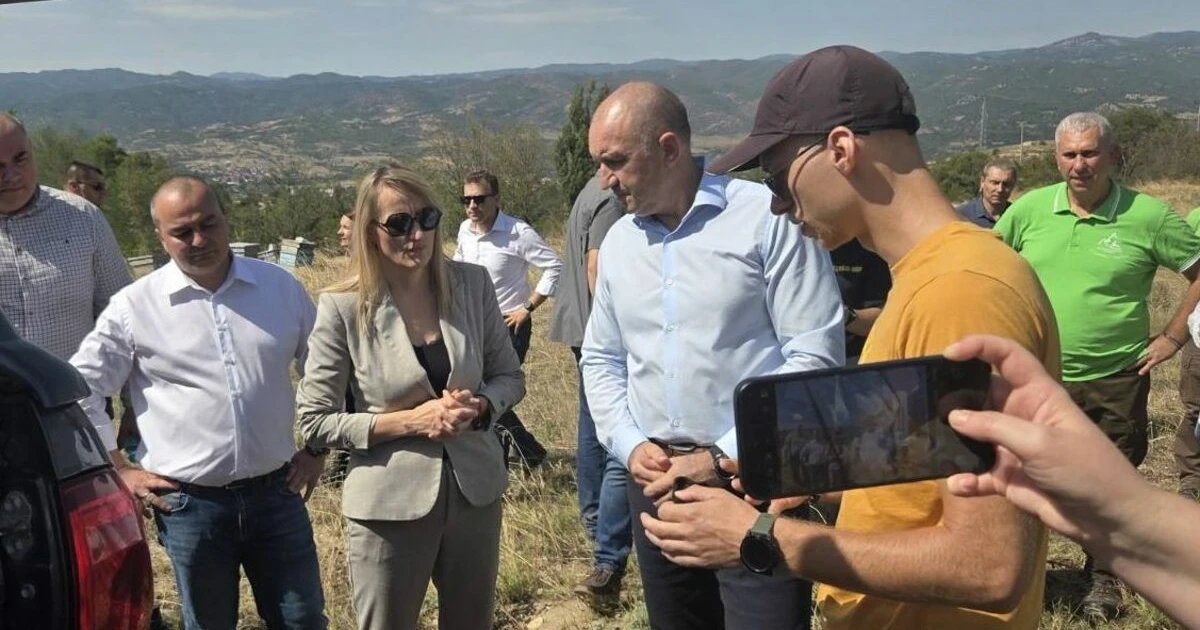 Задържаната активистка в Струмяни искала да каже на Радев, че боклукът от наводнението се хвърля в Струма