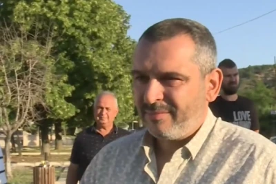 Забрана за ляв завой в центъра на града: Новите мерки за движение в Кресна предизвикаха недоволство сред местните