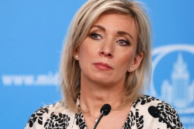 Мария Захарова обвини Украйна във „варварство“ заради премахването на съветски танк-паметник